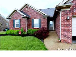 320 Benjamin Pl, Mount Washington, KY 40047 photo 2