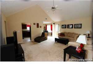 320 Benjamin Pl, Mount Washington, KY 40047 photo 8