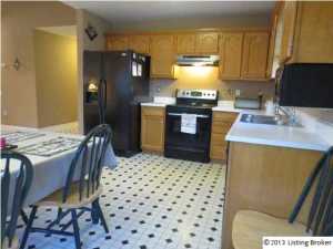 248 E Aulbern Dr, Mount Washington, KY 40047 photo 9