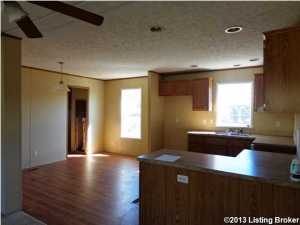 161 Fogle Rd, Loretto, KY 40037 photo 4