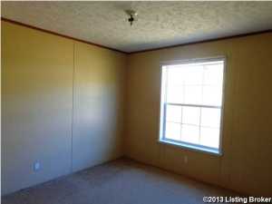 161 Fogle Rd, Loretto, KY 40037 photo 5