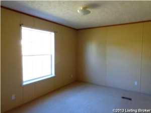 161 Fogle Rd, Loretto, KY 40037 photo 9