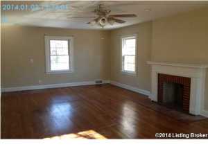 207 E Virginia Ave, Springfield, KY 40069 photo 3
