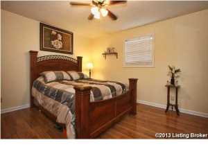 222 Tecumseh Dr, Shepherdsville, KY 40165 photo 17