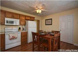 222 Tecumseh Dr, Shepherdsville, KY 40165 photo 9