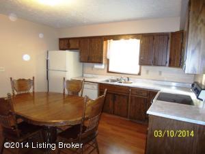 9443 Loretto Rd, Loretto, KY 40037 photo 3