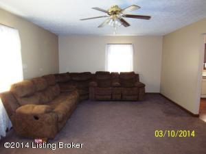 9443 Loretto Rd, Loretto, KY 40037 photo 2