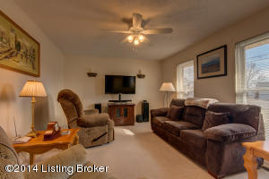 2233 Wideview Dr, Covington, KY 41011 photo 3