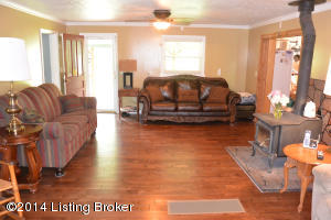 709 Fredericktown Rd, Springfield, KY 40069 photo 6