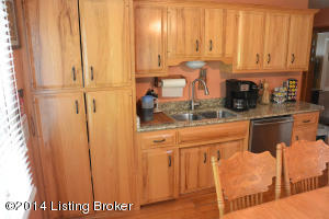 709 Fredericktown Rd, Springfield, KY 40069 photo 10