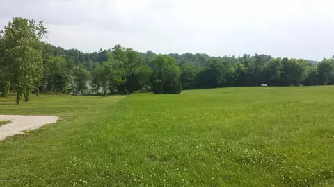 65 Sandy Beach Extension Ln, Mc Daniels, KY 40152 photo 1