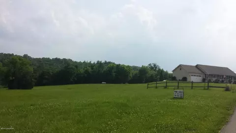 65 Sandy Beach Extension Ln, Mc Daniels, KY 40152 photo 3