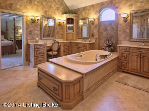 8625 N Skyline Dr, Floyds Knobs, IN 47119 photo 21