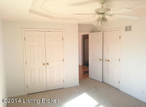 345 E Aulbern Dr, Mount Washington, KY 40047 photo 12
