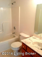 345 E Aulbern Dr, Mount Washington, KY 40047 photo 4