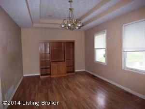 205 Plainview Ct, Springfield, KY 40069 photo 2
