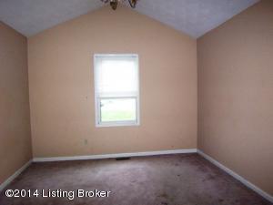 205 Plainview Ct, Springfield, KY 40069 photo 6