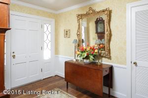 509 Country Ln, Rolling Fields, KY 40207 photo 5