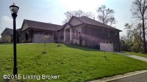 1000 Fossil Creek Cir, Louisville, KY 40245 photo 1