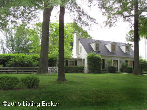 439 Country Ln, Rolling Fields, KY 40207 photo 2