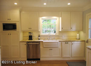 439 Country Ln, Rolling Fields, KY 40207 photo 12