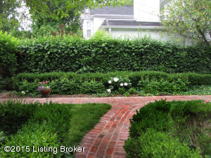 439 Country Ln, Rolling Fields, KY 40207 photo 27