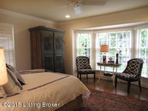 439 Country Ln, Rolling Fields, KY 40207 photo 15