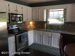 122 Aulbern Dr, Mount Washington, KY 40047 photo 4