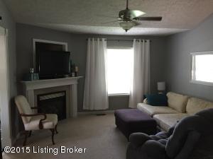 122 Aulbern Dr, Mount Washington, KY 40047 photo 3