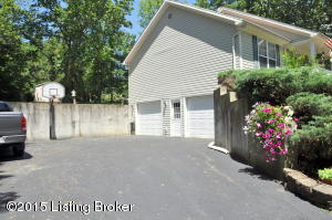 375 Oakwood Cir, Pendleton, KY 40055 photo 4
