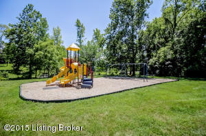 12517 Farmbrook Dr, Middletown, KY 40243 photo 37