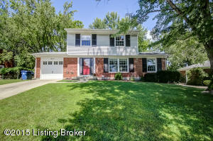 12517 Farmbrook Dr, Middletown, KY 40243 photo 1