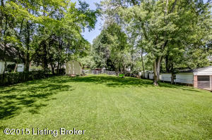 12517 Farmbrook Dr, Middletown, KY 40243 photo 32