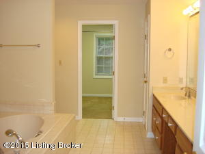 4012 Woodstone Dr, Floyds Knobs, IN 47119 photo 16