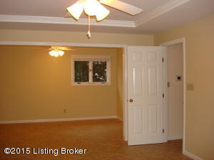 4012 Woodstone Dr, Floyds Knobs, IN 47119 photo 15