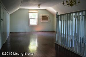 588 Mccormack Rd, Waddy, KY 40076 photo 7