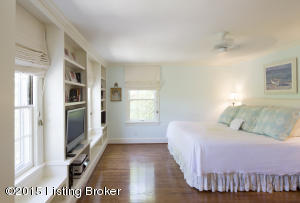 523 Club Ln, Rolling Fields, KY 40207 photo 12