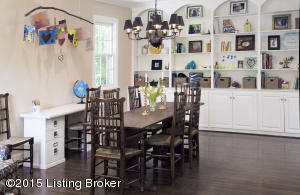 523 Club Ln, Rolling Fields, KY 40207 photo 2