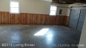 368 Eastern Dr, Radcliff, KY 40160 photo 11