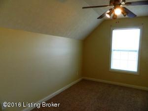 100 Ruby Ct, Radcliff, KY 40160 photo 17