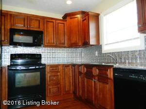 100 Ruby Ct, Radcliff, KY 40160 photo 5