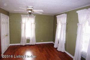 9175 Loretto Rd, Loretto, KY 40037 photo 12