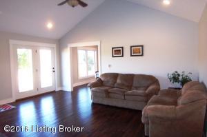 1695 Hall Simpson Rd, Loretto, KY 40037 photo 8