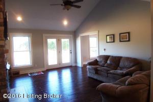 1695 Hall Simpson Rd, Loretto, KY 40037 photo 9
