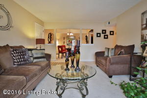 1504 Lafontenay Ct, Louisville, KY 40223 photo 1