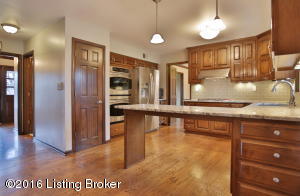3703 River Bluff Rd, Prospect, KY 40059 photo 3
