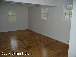 1015 Wolf Pen Rd, Pendleton, KY 40055 photo 4