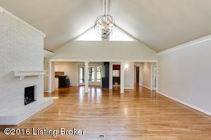 11200 Beech Rd, Anchorage, KY 40223 photo 7