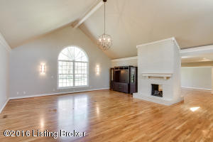 11200 Beech Rd, Anchorage, KY 40223 photo 6