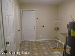 3707 Echo Valley Cir, La Grange, KY 40031 photo 7